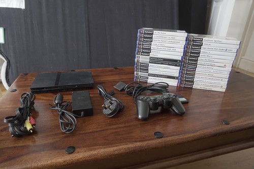 Sony playstation slim - 2,
