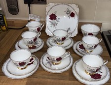 Royal Stafford " Rose To Remember " 21 Pieces Tea Set For 6  excellent condition