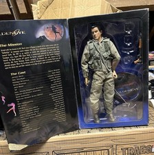 2002 Sideshow Figure - JAMES