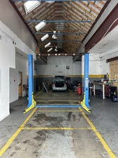 2 Post Ramp 4 Tone For Rent