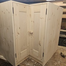 Redwood pine bespoke kitchen - ,