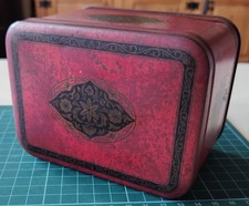 Mcvitie & Price biscuit tin