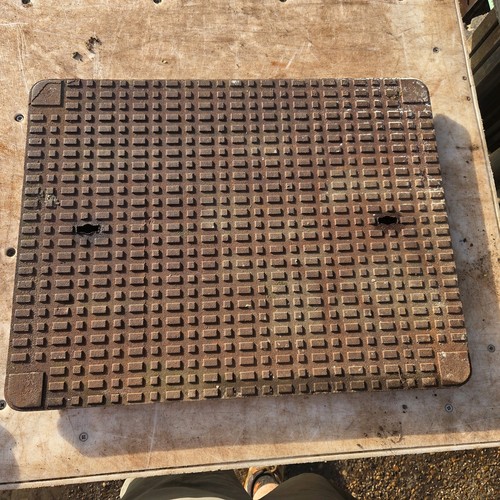 Cast iron manhole cover - cast,