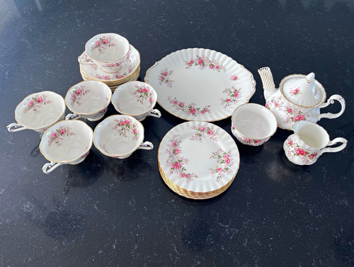 Royal albert lavender - lavender, rose
