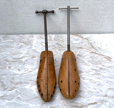 2 x Vintage Shoe Stretcher Wooden Mens medium Pressure Point Fill: Not a Pair