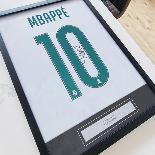 Kylian mbappe signed print - signed,