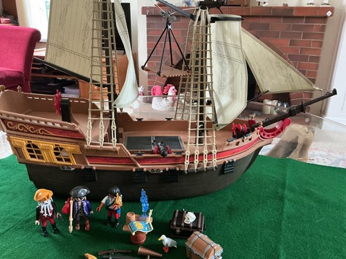 Playmobil pirate ship 5135 - pirate,