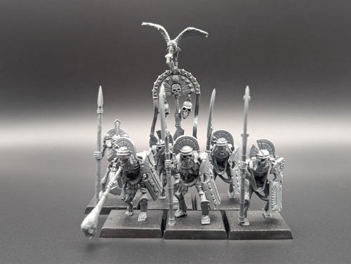 Tomb guard with - ,