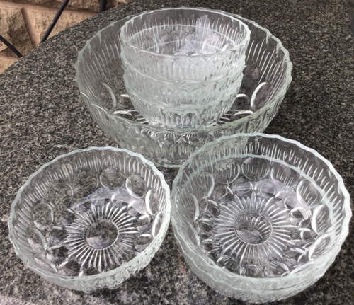 Trifle bowl and matching