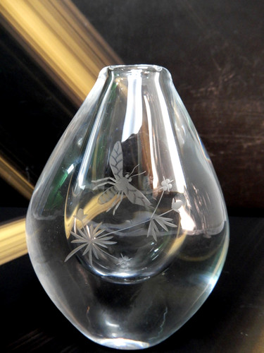 Honey bee etched vase orrefors - honey,