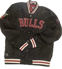 Chicago Bulls NBA Varsity Jacket Men Size M Primark BNWT