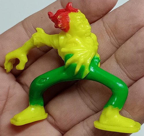 Monster pocket series 4 - series,