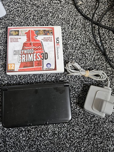 Black nintendo 3ds handheld - xl,