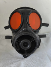 BRITISH ARMY S10 GAS MASK W