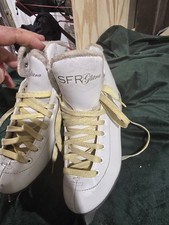 “Girls Ice Skates SFR Glitra