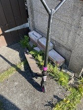 Blindside 180 Street Scooter Pink/Black with Double Clamp for Secure Handling