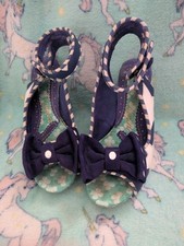Rare Irregular Choice A Star Of Hope Navy Size 3