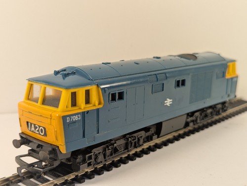 Hornby r758 gauge class - hornby,