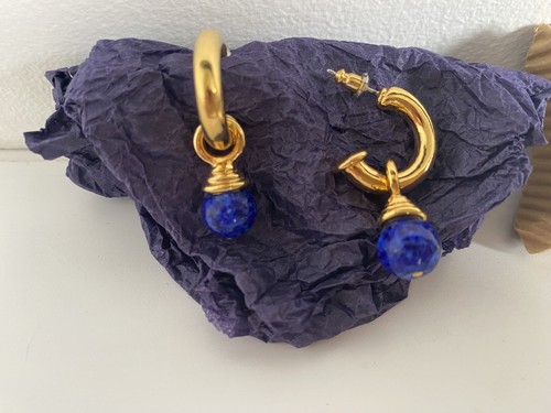 Caura sphinx gold tone - by,