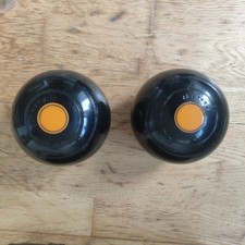 Drakes Pride Lignum Vitae Crown Green Bowls 2lb 10oz 2 Full Bias with carry bag