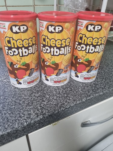 Snacks cheese footballs - snacks,