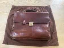 The bridge Briefcase Three