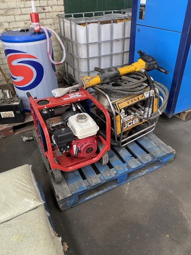 Jcb beaver hydraulic breaker - beaver,