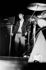 Gary Holton Lead Singer With