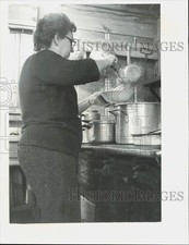 1976 Press Photo Mrs. Folks