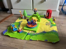 Happyland Park Swing Set Round