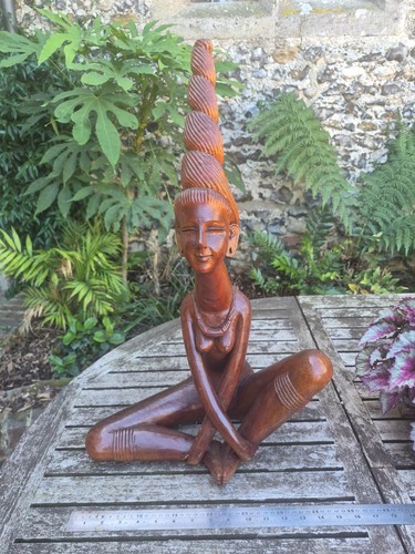 Meditating lady vintage 1970s - lady,