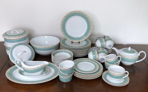 Wedgwood aztec plates - aztec,