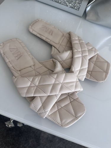 Zara sandals size - 6, slider