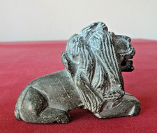 SMALL HAND CARVED SOAPSTONE LION FIGURE FIGURINE ORNAMENT - DARK GREY - VINTAGE?