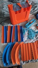 Hot Wheels GGP93 Track Builder Stunt Box Set