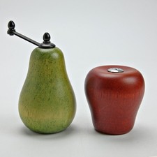 Vintage Wood Apple and Pear