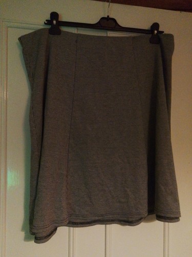 Women grey skirt size - skirt,