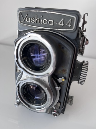 Vintage yashica 127 twin - vintage,