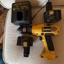 Dewalt  12volt Drill With 2
