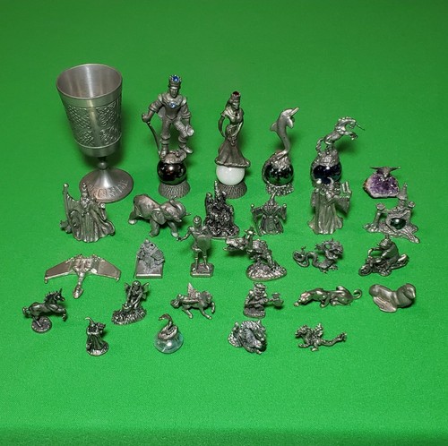 Lot pewter figures - 28,