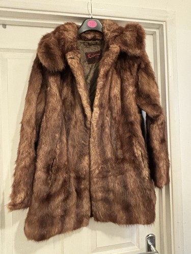 Size small raimond furs real - small,