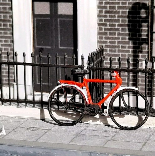 Gauge red mens bicycle - oo,