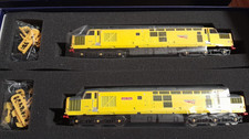 Network Rail Pair of Yellow
