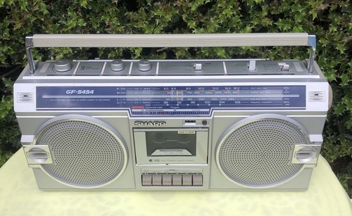 Sharp 5454 radio cassette - gf-5454,