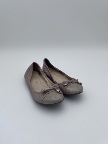 Ivanka trump beige shoes size - ivanka,