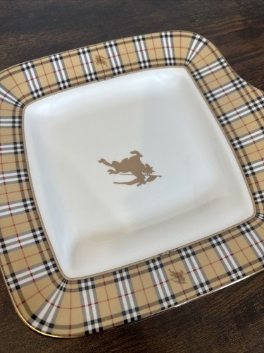 Burberrys plate dinner fine - dinner,