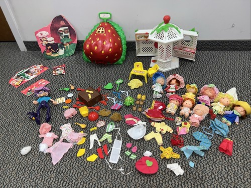 Vtg strawberry shortcake huge - strawberry,
