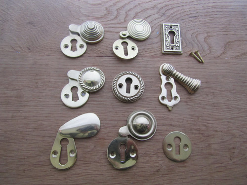 Polished brass keyhole cover - brass,
