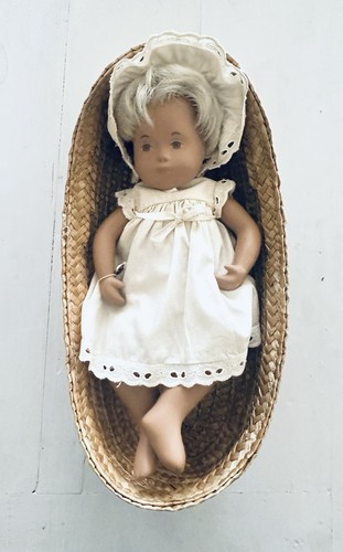 Vintage sasha baby doll - 12",