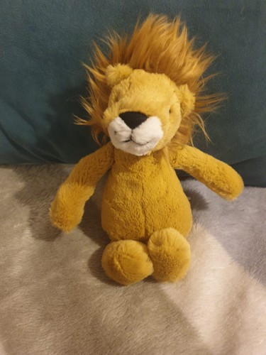 Jellycat small 20cm bashful - small,